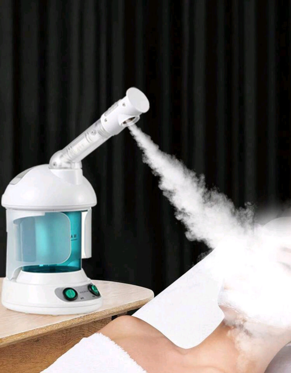 Spa-Quality Face steamer
